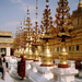 A dúsan aranyozott Shwezigon Pagoda